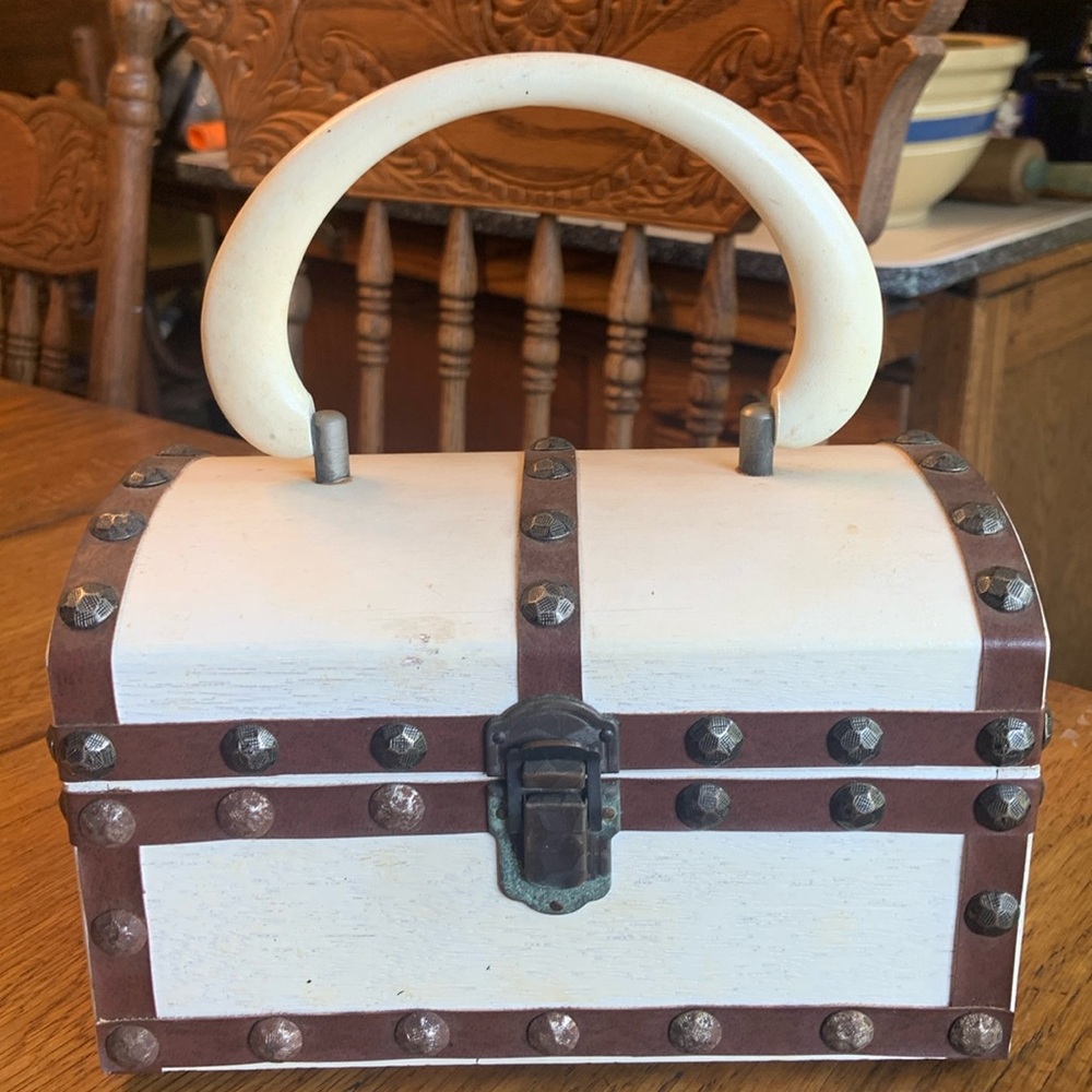 Royal London 1968 JapanWooden Handled Box Purse with Leather Strips Studded